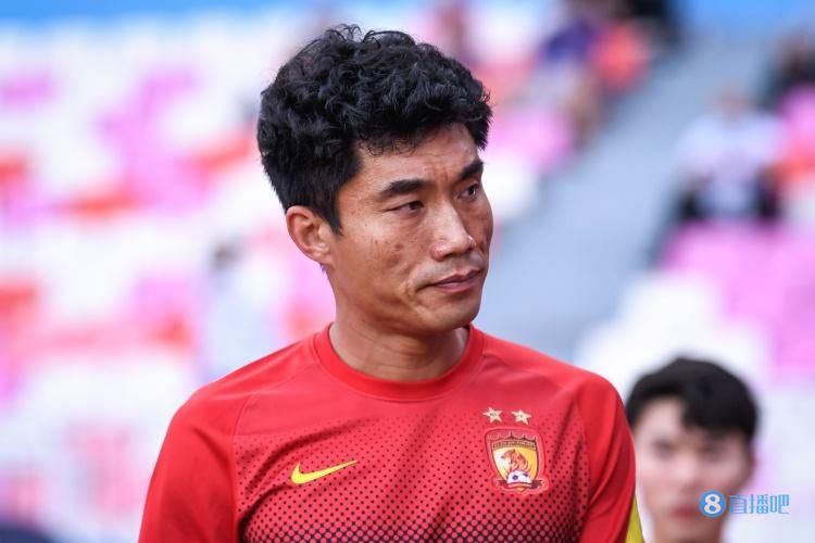 尽管未松口证实与王子之间的恋情，对爱无惧的她表示：“要先有勇气才能更勇敢，也希望大家在面对爱情时，想舍弃就该舍弃，想抓牢就要抓得很紧。